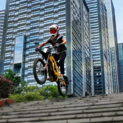 Sur-Ron SurRon Light Bee L1E Road Electric Dirt Bike -ShopE-Moto Shop 2 1 1800x1800